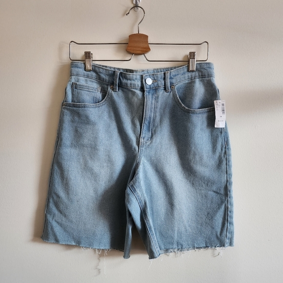 Reitmans Pants - REITMANS I NWT US 29 The Super High Rise denim jean shorts I light wash